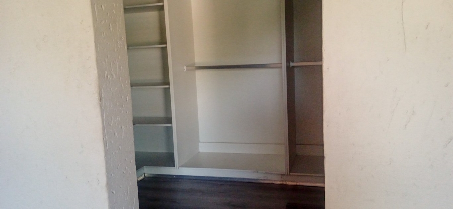 4 Bedroom Property for Sale in Kosmos North West